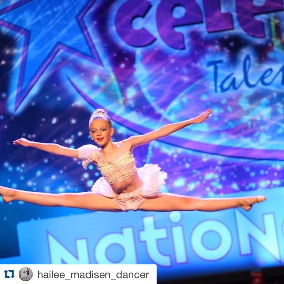 @hailee_madisen_dancer with @repostapp.
・・・
Pics from Hailee's solo. ?